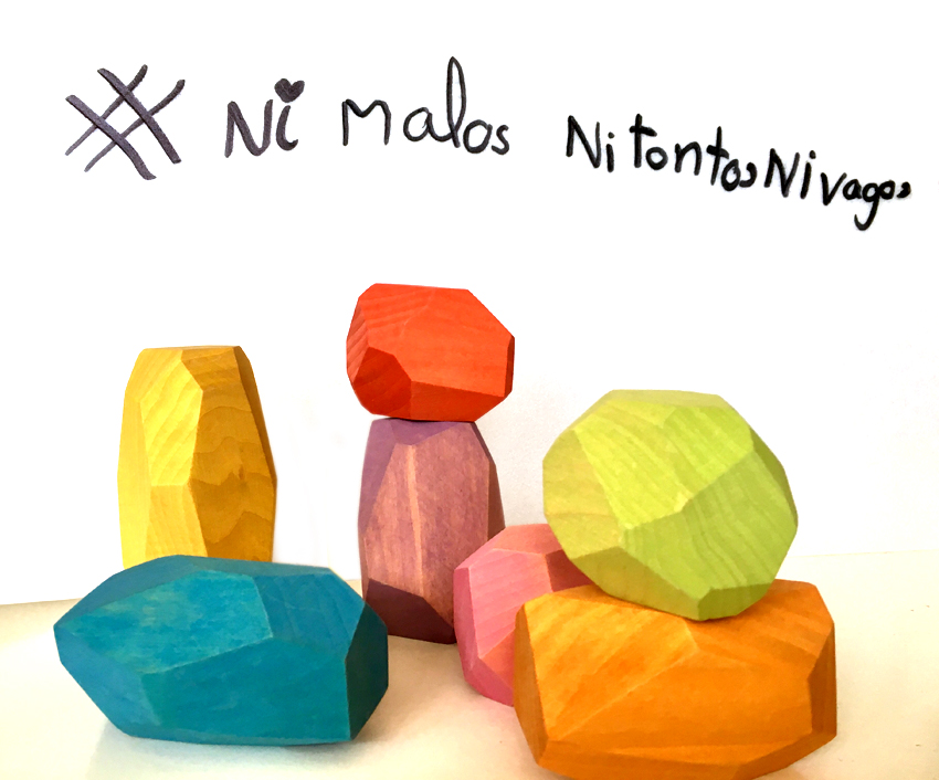 #niMalosniTontosniVagos